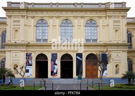 Il Perù, Lima, Museo de Arte, facciata Foto Stock