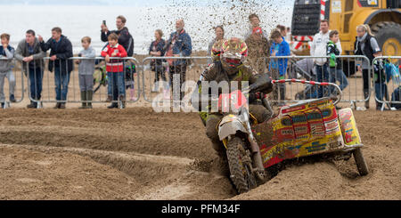 Sidecarcross partecipante Nella Weston Beach Race 2017, Weston-Super-Mare, Somerset, Inghilterra Foto Stock