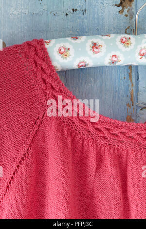 Lace-edge smock top, dettaglio Foto Stock