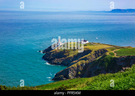 Howth Head con Baily Lighthouse, Dublino, Irlanda Foto Stock