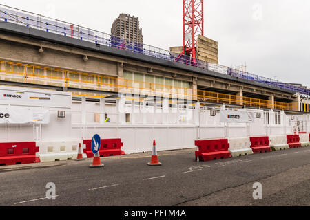 Una tipica vista in central London REGNO UNITO Foto Stock