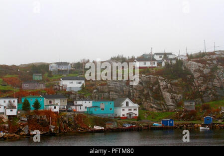 Rose Blanche Harbour e il villaggio di Diamante Cove, Terranova, Canada Foto Stock