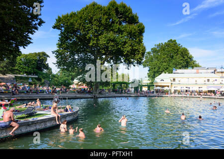 Bad Vöslau: spa bagno termale Bad Vöslau, bagnante, Wienerwald, Vienna Woods, Niederösterreich, Austria Inferiore, Austria Foto Stock