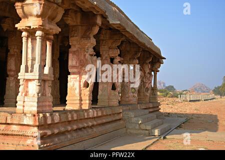 "Cavallo Giocattolo (Kudure gombe.) Mandapa vicino Vijaya Vitthala tempio, Hampi, Karnataka' Foto Stock