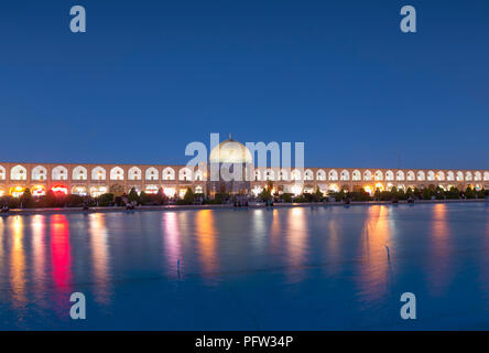 Imam square con la moschea Lotfollah , Isfahan, Iran Foto Stock