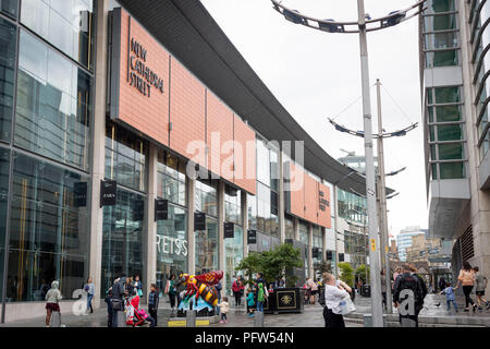 Vista generale della nuova Cattedrale Street nel centro di Manchester , Inghilterra Foto Stock