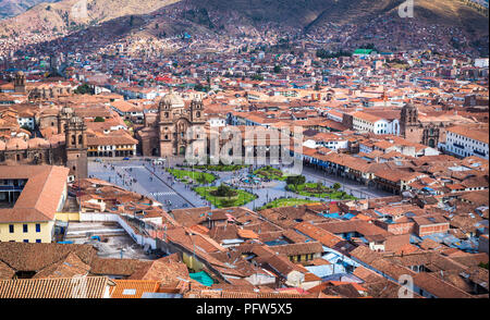 Vista panoramica della città di Cusco centro storico, Perù Foto Stock