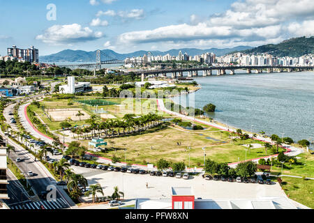 Vista aerea di Coqueiros Park. Florianopolis, Santa Catarina, Brasile. Foto Stock