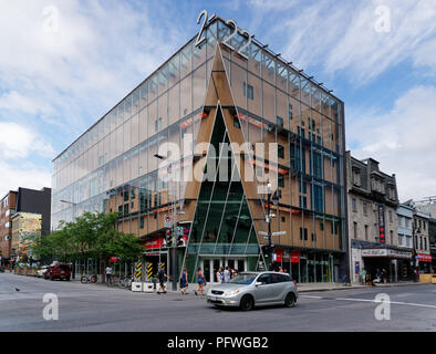 La Vitrine Culturelle edificio su St Laurent e Ste Catherine a Montreal Foto Stock