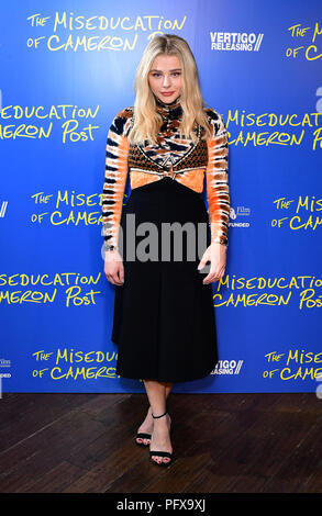 Chloe Grace Moretz frequentando il Miseducation di Cameron Post screening di gala presso la centrale di Picturehouse a Londra. Foto Stock