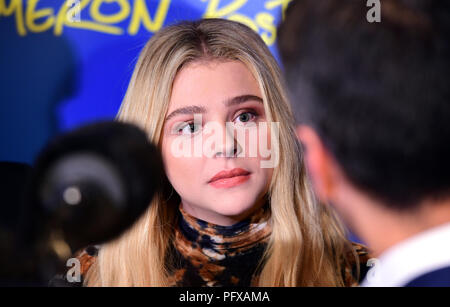 Chloe Grace Moretz frequentando il Miseducation di Cameron Post screening di gala presso la centrale di Picturehouse a Londra. Foto Stock