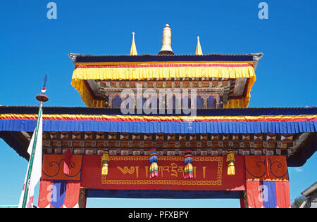 Cancello di ingresso al Museo Nazionale di Paro, Bhutan Foto Stock