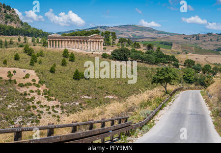 Il Tempio di Venere di Segesta, antica città greca in Sicilia Il sud dell'Italia. Foto Stock