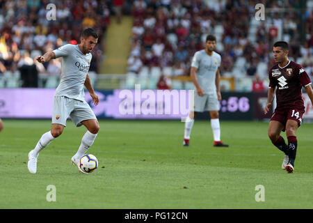 Kevin Strootman di As Roma in azione durante la serie di una partita di calcio tra Torino Fc e come Roma . Foto Stock