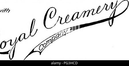 Il presente documento tratta gli aspetti operativi degli stabilimenti lattiero-caseari, tra cui la manipolazione, la trasformazione e la distribuzione di prodotti lattiero-caseari quali latte, burro, formaggio e crema di latte. Si concentra sul mantenimento dell'igiene, dell'efficienza delle apparecchiature e della qualità dei prodotti nelle attività casearie. Foto Stock