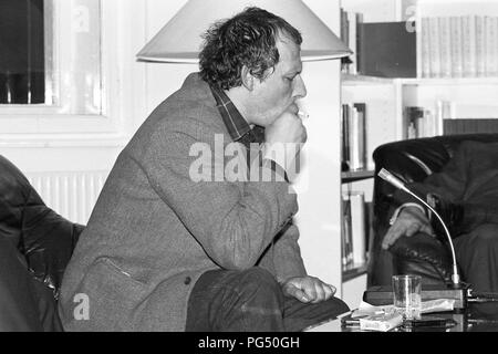 Il giornalista polacco Adam Michnik in occasione di una riunione dell'IWM (Institut fuer die Wissenschaft vom Menschen, Inglese: Istituto per le scienze umane) di Vienna. Michnik è editor-in-chief di Gazeta Wyborcza, il paese della seconda più grande giornale. Foto Stock