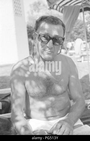 Il pittore ceco Josef Jira durante una vacanza a Cipro. Foto Stock