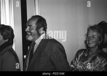 La Repubblica ceca giornalista e scrittore Pavel Tigrid. Tigrid più tardi divenne ministro ceco di cultura sotto Vaclav Klaus e consigliere di Vaclav Havel. Foto Stock