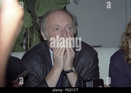 "Scrittore russo Joseph Brodsky a Capri per ricevere il premio letterario ''Premio Capri''. Brodsky si è aggiudicato il 1987 Premio Nobel per la letteratura". Foto Stock