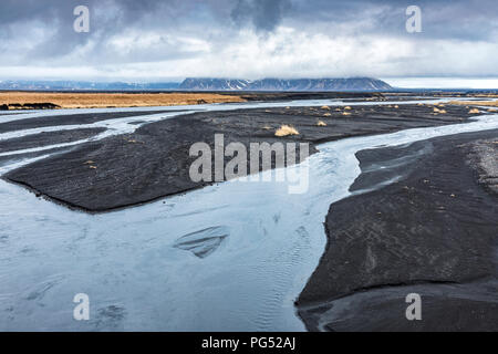 Sul delta del fiume Nera nel deserto vicino Lomagnupur in Islanda Foto Stock