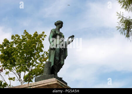 ST.PETERSBURG, Russia - 19 agosto 2017: sculture nel parco. È il Carskoe Selo membro Museum-Preserve. Situato nei pressi di San Pietroburgo Foto Stock