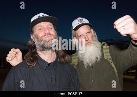 Rock band membri del Reef nella foto (sinistra) Gary Stringer su voce e (a destra) Bass Player Bessant Jack, Quay sessioni, BBC Scotland Glasgow, XVI Foto Stock