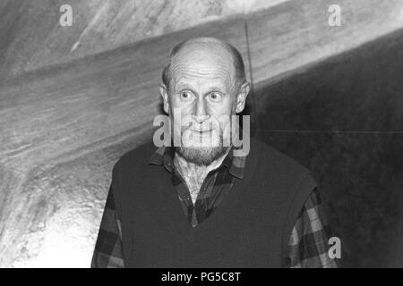 " La Repubblica ceca pittore e fotografo Pavel Nesleha nel suo studio di Praga. Dal 1987 Nesleha era un membro del gruppo di artisti ''Zaostali'' e dal 1990 docente presso l'Università di arti applicate di Praga. Foto Stock