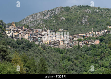 Saorge borgo medievale, Alpes Maritimes, Francia Foto Stock