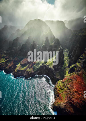 Stati Uniti d'America, Hawaii, Kauai, Costa di Na Pali, vista aerea Foto Stock