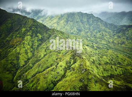 Stati Uniti d'America, Hawaii, Kauai, Costa di Na Pali scenic, vista aerea Foto Stock