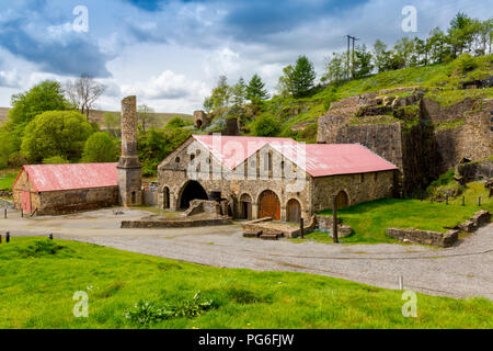 I resti ben conservati di una volta massiccia Blaenavon Ferriera, ora un museo e sito Patrimonio Mondiale dell'UNESCO in Blaenavon, Gwent, Wales, Regno Unito Foto Stock