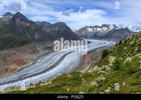 Vista sul ghiacciaio dell'Aletsch in Svizzera Foto Stock