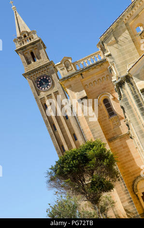 Ta' Pinu Chiesa di Gozo Malta Seascape Foto Stock