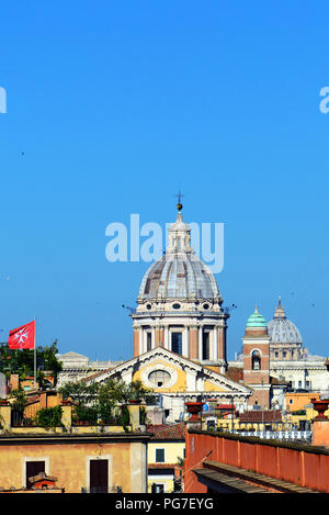 La Basilica dei SS. Ambrogio e Carlo al Corso in Roma, Italia. Foto Stock