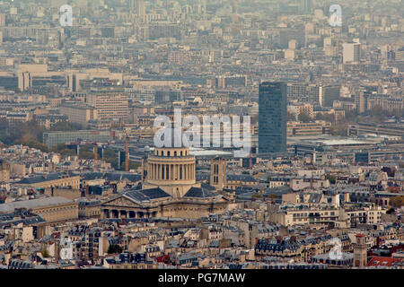 Vista aerea del Pantheon di Parigi e i suoi dintorni, Francia Foto Stock