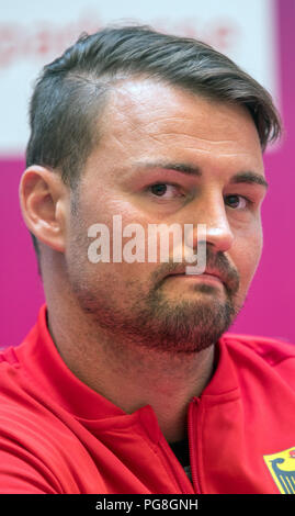 23 agosto 2018, Germania Berlino: Ex Para atleta competitivo Heinrich Popow in occasione di una conferenza stampa a margine del Parlamento Para di atletica. Foto: Jens Büttner/dpa-Zentralbild/dpa Foto Stock