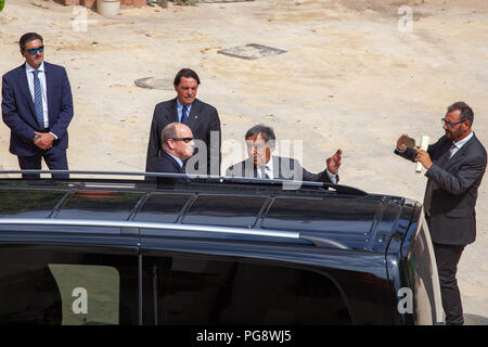 Palermo, Italia. 21 Ago, 2018. Il Principe Alberto II di Monaco è stato nominato cittadino onorario di Palermo a Villa Niscemi. Credito: Antonio Melita/Pacific Press/Alamy Live News Foto Stock