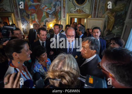 Palermo, Italia. 21 Ago, 2018. Il Principe Alberto II di Monaco è stato nominato cittadino onorario di Palermo a Villa Niscemi. Credito: Antonio Melita/Pacific Press/Alamy Live News Foto Stock