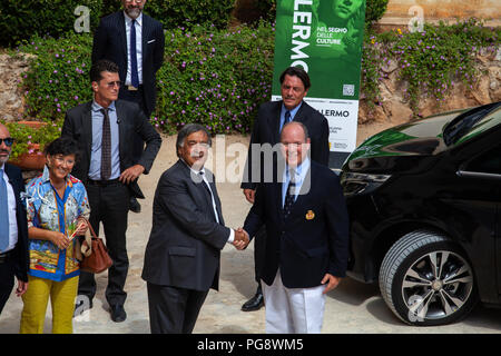 Palermo, Italia. 21 Ago, 2018. Il Principe Alberto II di Monaco è stato nominato cittadino onorario di Palermo a Villa Niscemi. Credito: Antonio Melita/Pacific Press/Alamy Live News Foto Stock