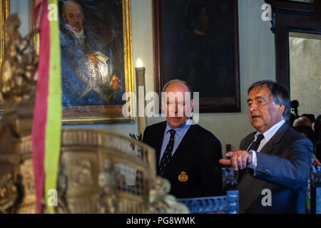 Palermo, Italia. 21 Ago, 2018. Il Principe Alberto II di Monaco è stato nominato cittadino onorario di Palermo a Villa Niscemi. Credito: Antonio Melita/Pacific Press/Alamy Live News Foto Stock