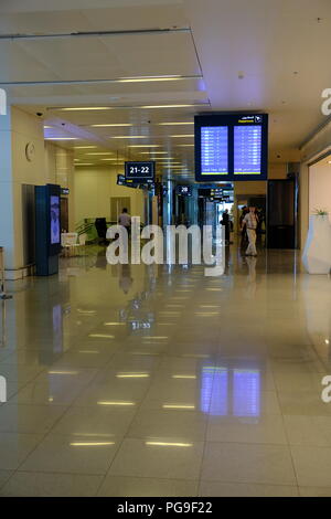 Il sultanato di Oman, aeroporto e desert drive Foto Stock