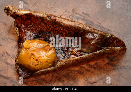 Dimenticato l'uovo fritto, masterizzati su un nitido! Foto Stock