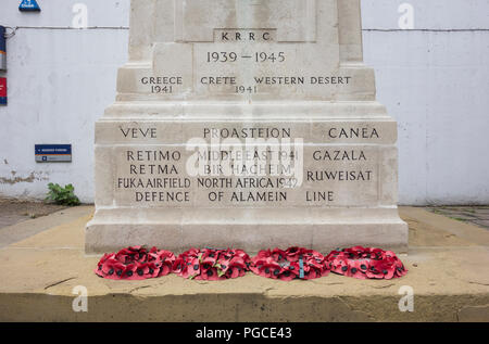 Memoriale di guerra e il cenotafio per i Rangers al di fuori del centro di Eisenhower, Chenies Street, Fitzrovia, Londra, WC1, Regno Unito Foto Stock