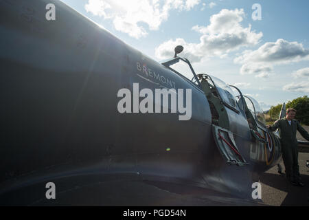 Cumbernauld, Scotland, Regno Unito. 25 ago 2018. Speciale voli Spitfire a Cumbernauld Airport, Cumbernauld, Scotland, Regno Unito - 25 agosto 2018 Credit: Colin Fisher/Alamy Live News Foto Stock