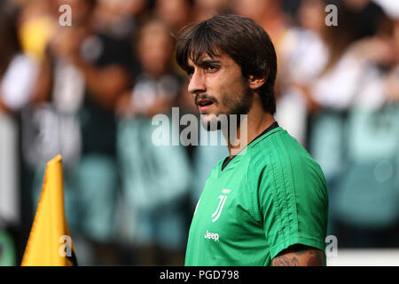 Torino, Italia. Il 25 agosto, 2018. Mattia Perin della Juventus FC durante la serie di una partita di calcio tra Juventus e SS Lazio. Credito: Marco Canoniero/Alamy Live News Foto Stock