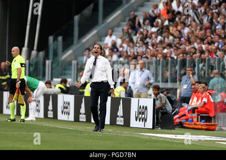 Torino, Italia. Il 25 agosto, 2018. Simone INZAGHI, allenatore della SS Lazio, gesti durante la serie di una partita di calcio tra Juventus e SS Lazio. Credito: Marco Canoniero / Alamy Live News . Credito: Marco Canoniero/Alamy Live News Foto Stock