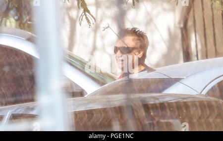 Juan Gabriel. Ultimo infraganti foto della vita privata del cantante messicano, visto sulla spiaggia di San Carlos Sonora, Messico. Celebrità, paparazzi, Foto Stock