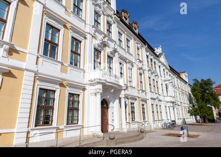 Lo stato tedesco il parlamento del Land Sassonia-Anhalt a Magdeburg / Germania Foto Stock