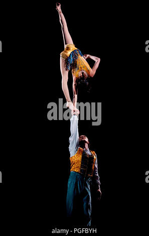 Première europea del 'Corteo' mostrano dal Canadian entertainment company Cirque Du Soleil in Bruxelles (Belgio, 02/01/2011) Foto Stock