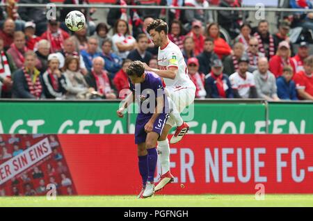 Colonia, Germania. 25 Ago, 2018. firo: 25.08.2018, calcio, 2.Bundesliga, stagione 2018/2019, 1.FC Colonia - Erzgebirge Aue 3: 1 Jonas HECTOR, Koln, destra versus FANDRICH | Utilizzo di credito in tutto il mondo: dpa/Alamy Live News Foto Stock